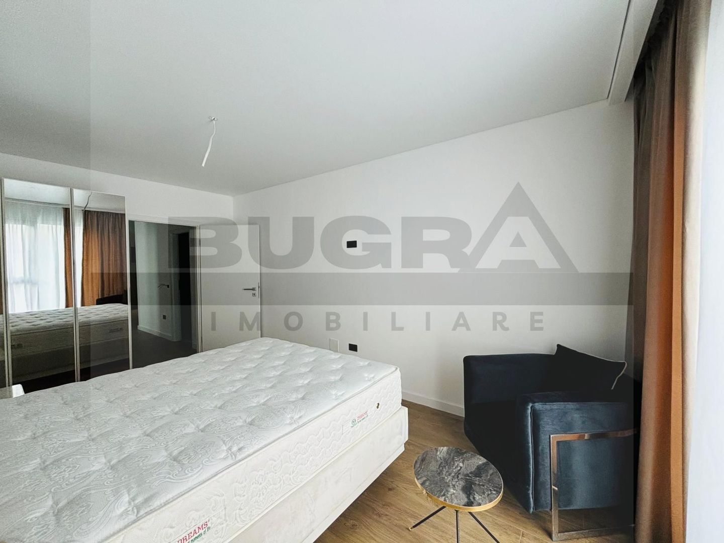 Apartament 3 camere modern, prima inchiriere, zona Golden Tulip - Poză 2