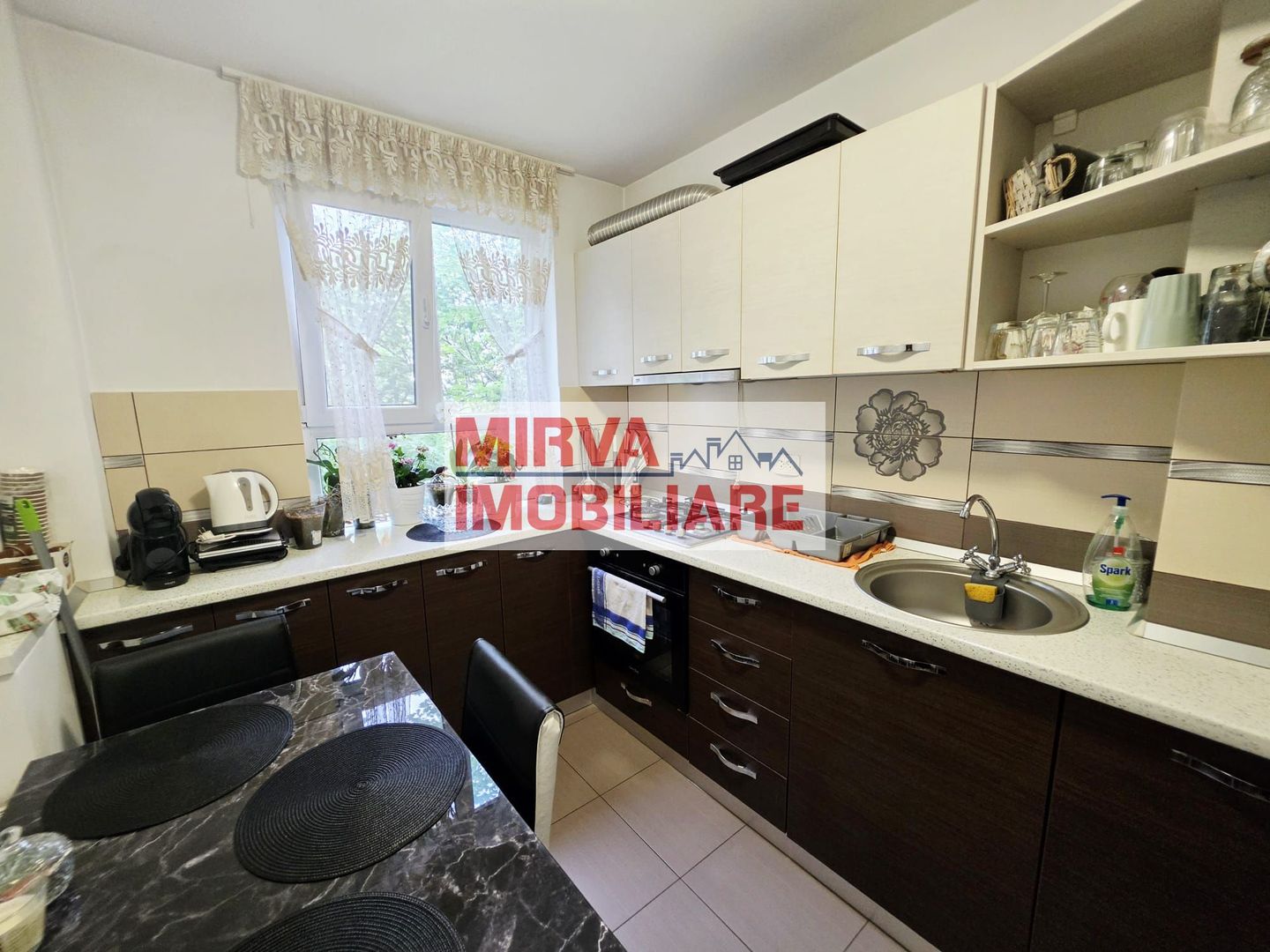 2 camere de vânzare în Republicii – 2 balcoane, mobilat și utilat - Poză 20