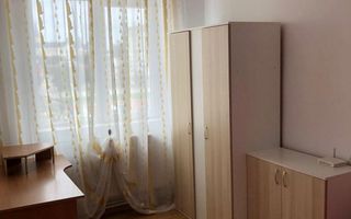 Apartament 3 camere de închiriat, semidecomandat, zona Podul Roș, Iași - Poză 3