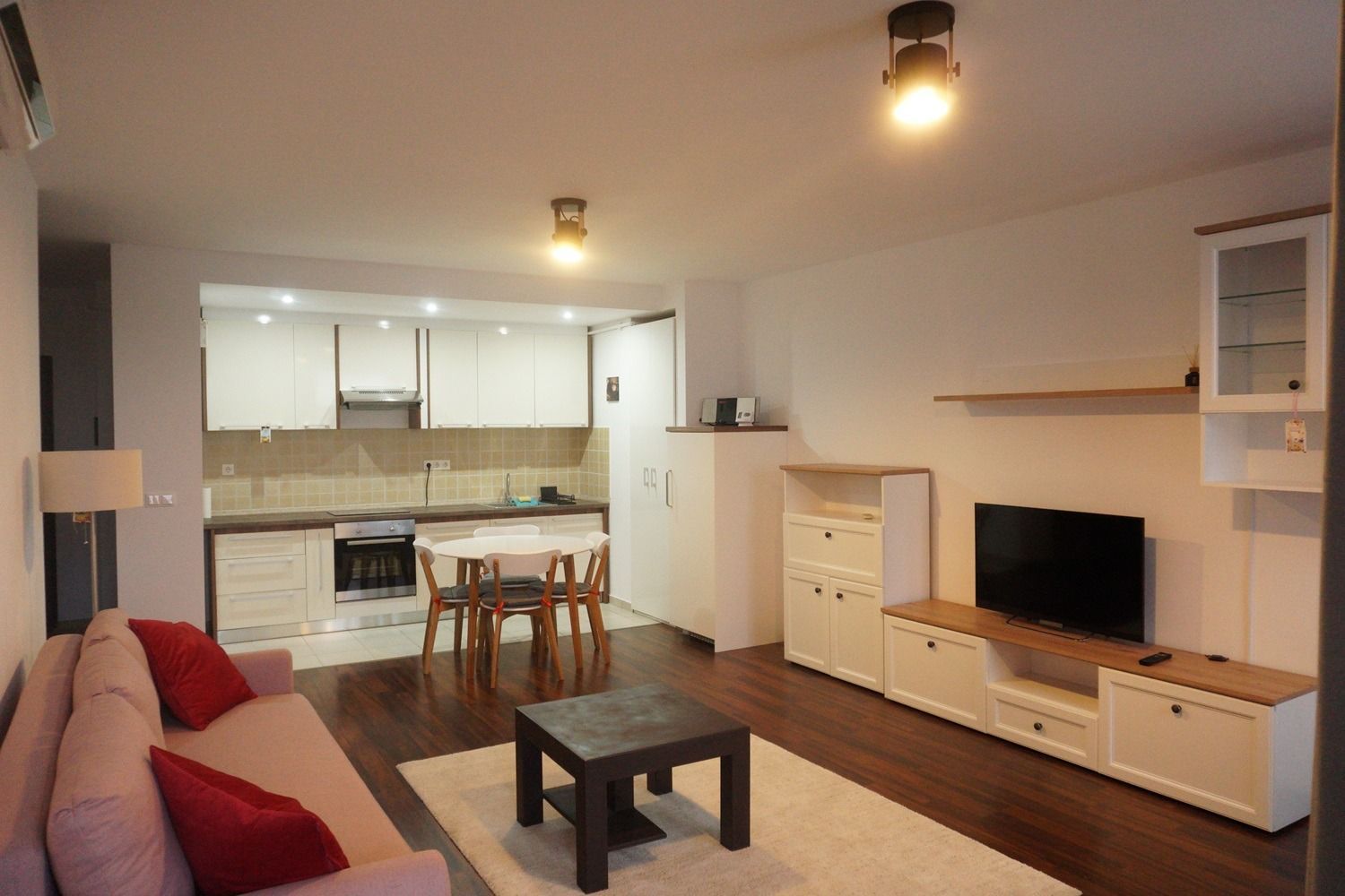 Soarelui-Uranus | 2 Camere | Lift | Mobilat si Utilat - Poză 2