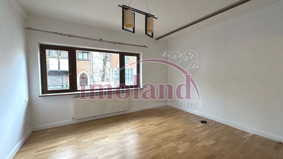 Vanzare Parter Inalt in Vila - Primaverii - Poză 4