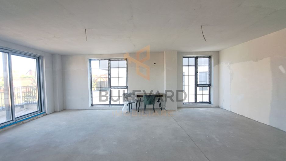 Penthouse 150 mp utili+ terase 200 mp+ 2 parcari subterane +curte 120 mp - Poză 12