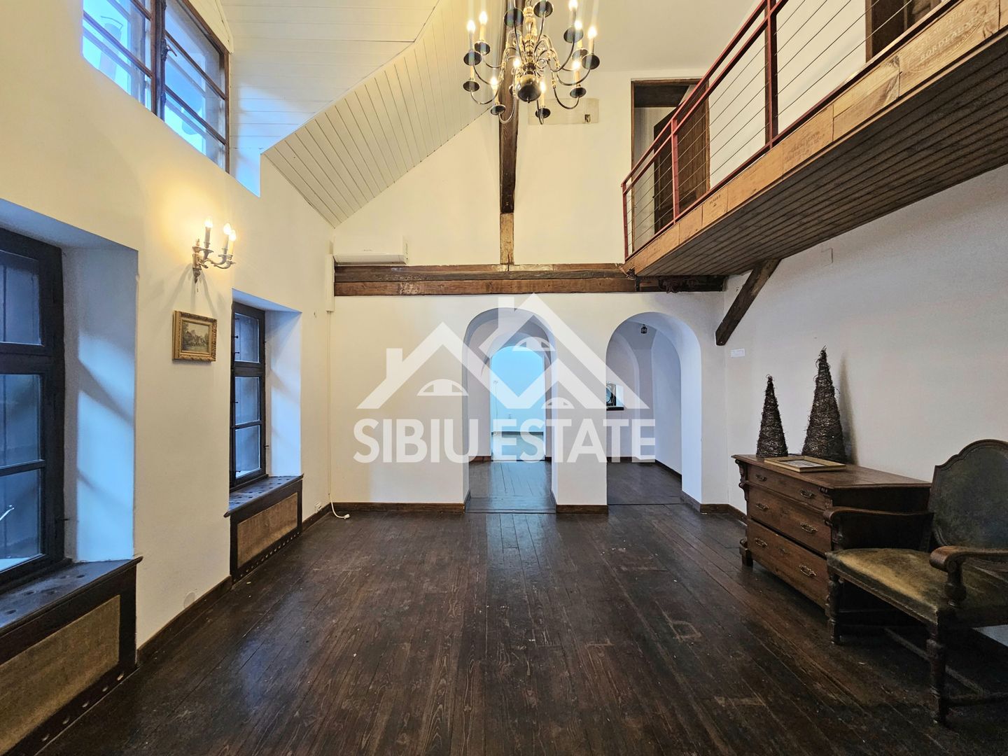 Imobil zona ultracentrala pretabil restaurant  schimbare destinatie - Poză 3