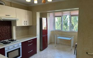 Chirie, apartament, 3 camere, str. Voluntarilor, Ciocana. - Poză 2