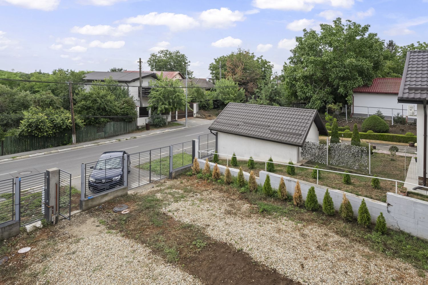 Casa spațioasă P+M, 195 mp, 3 dormitoare și 3 băi – Buftea - Poză 24