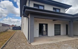 Casa de vanzare cu 4 camere | Cihei | Finisata | Bihor - Poză 7
