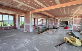 SPATIU COMERCIAL, 800 MP UTILI, 20 LOCURI PARCARI, CENTRALA TERMICA - Poză 9