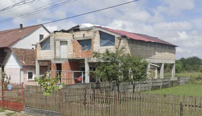 BRASADAS vinde casa la rosu + casa veche teren 14 ari Blaga. - Poză 2