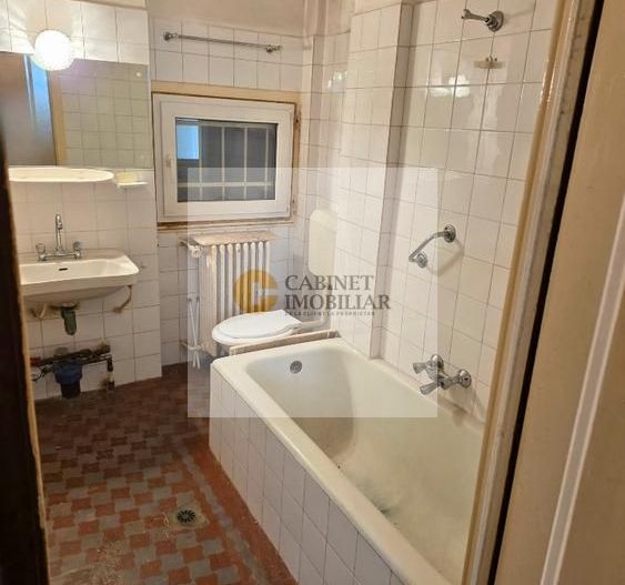 80 mp I Sala Palatului I Etaj 2/9 I Creditabil - Poză 5