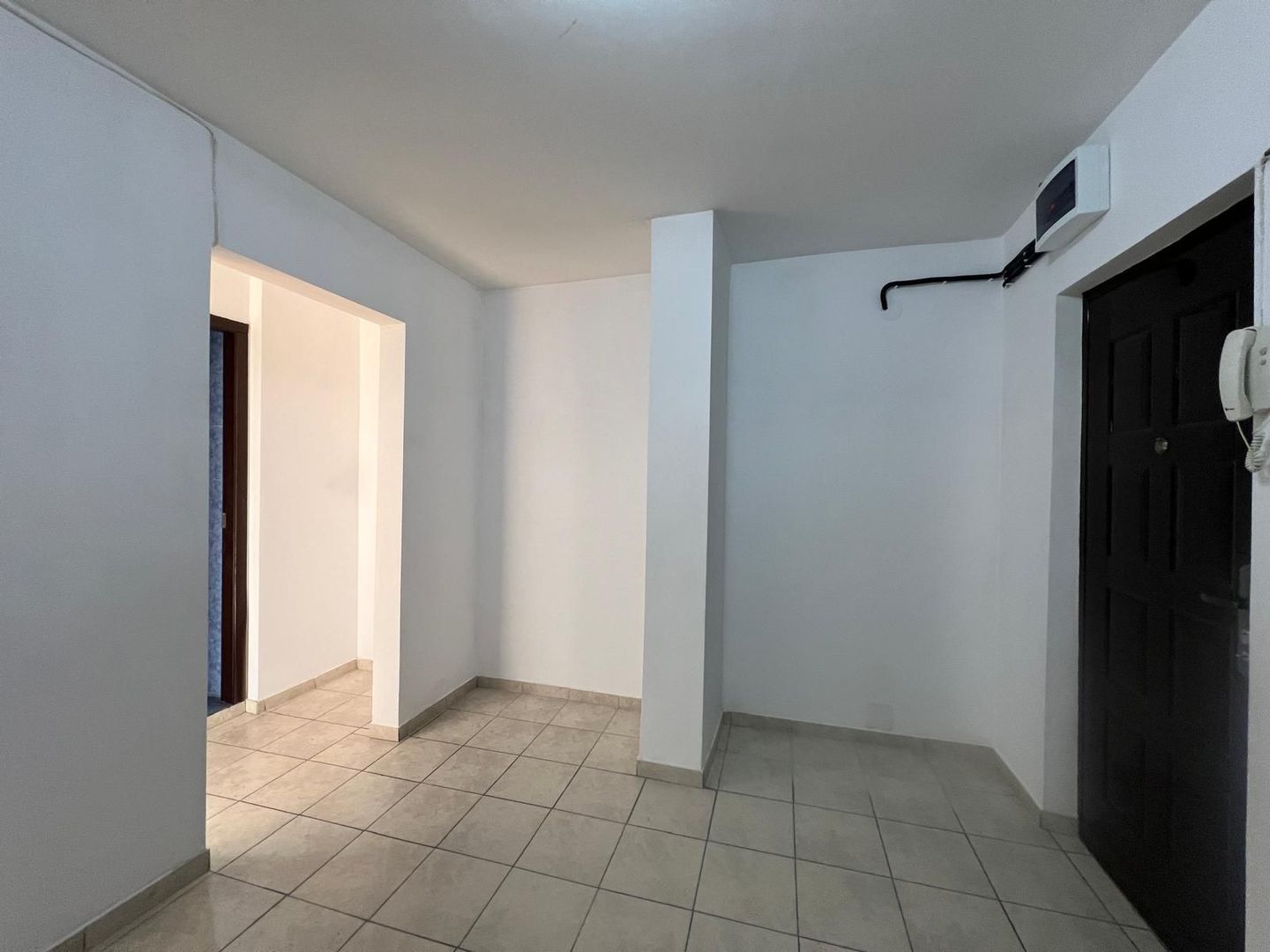 2 camere etaj 1 Aviatiei-Feleacu - Poză 8