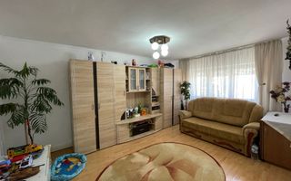 Vânzare apartament 4 camere – zonă Împărat Traian - Poză 1