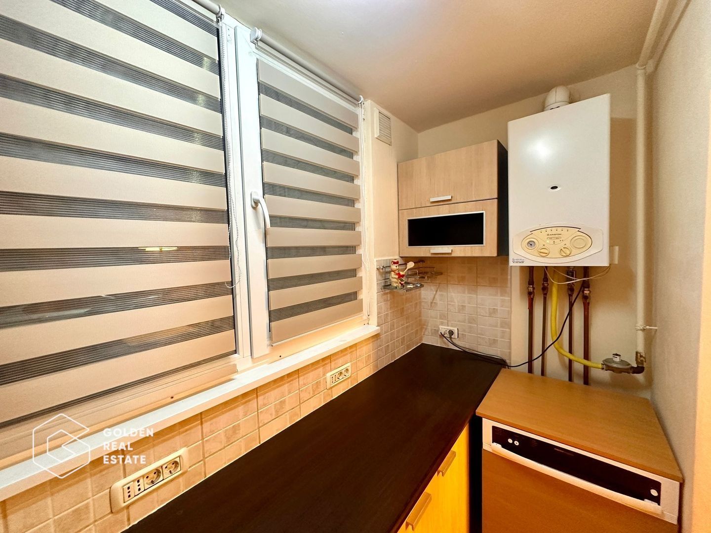 Apartament superb, 4 camere, parcul Orizont, parter, 2 bai, centrala proprie - Poză 13