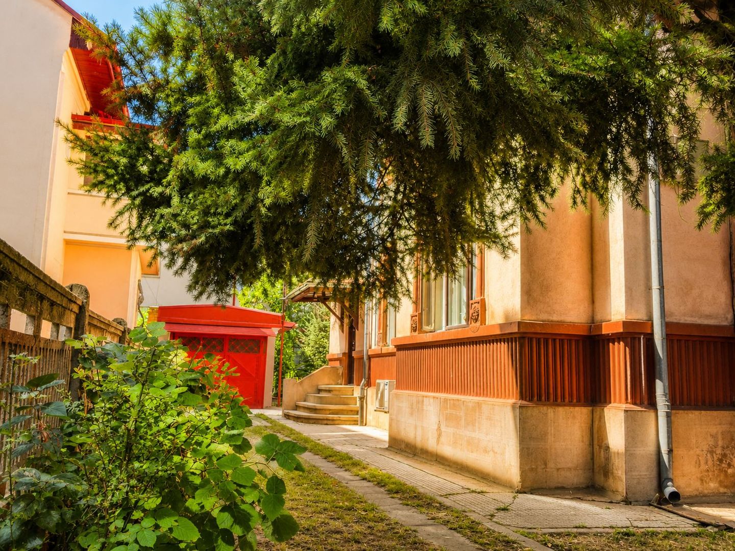 Apartament 3 cam in vila Domenii Casin | Curte proprie | Garaj 2 locuri - Poză 1
