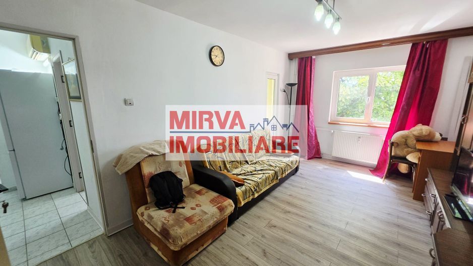 Apartament 2 camere, mobilat si utilat, zona 9 Mai - Poză 1