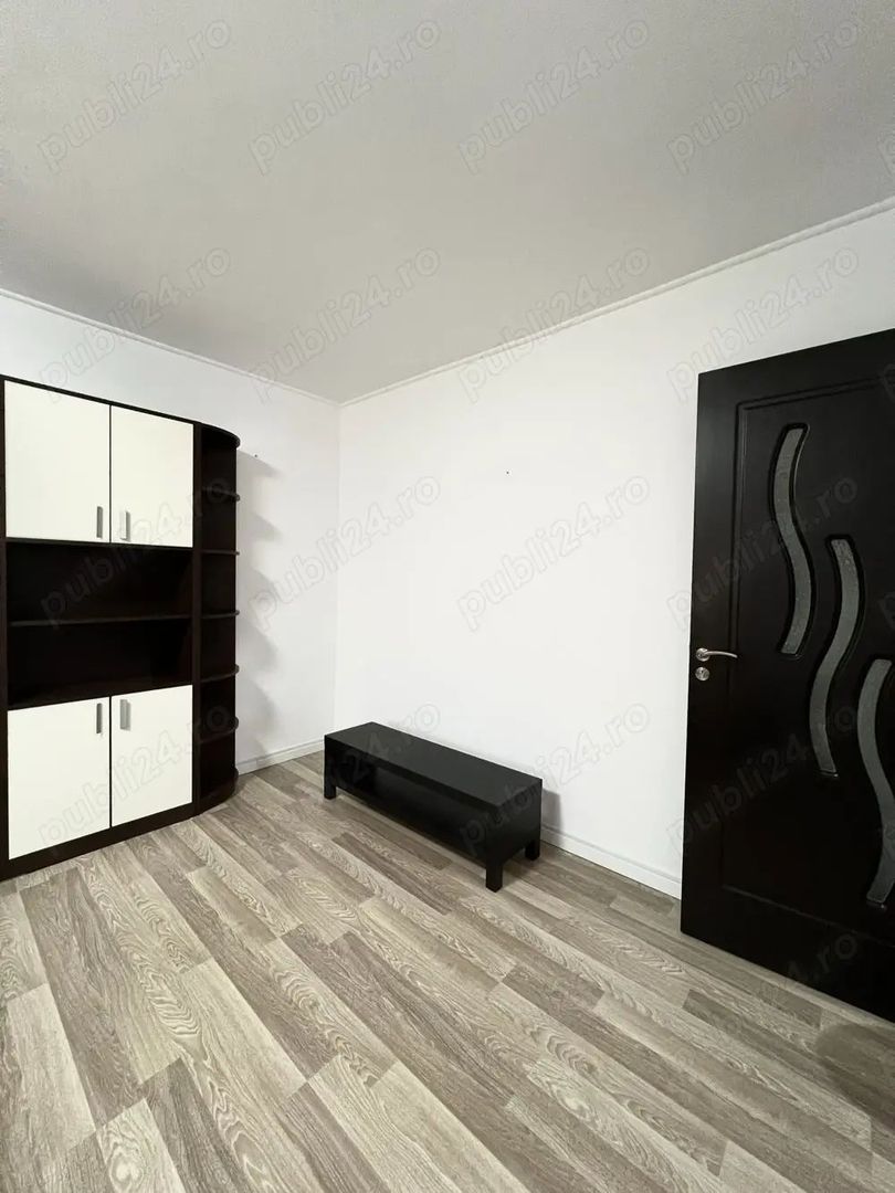 Închiriez apartament 3 camere-Crangasi - Poză 2