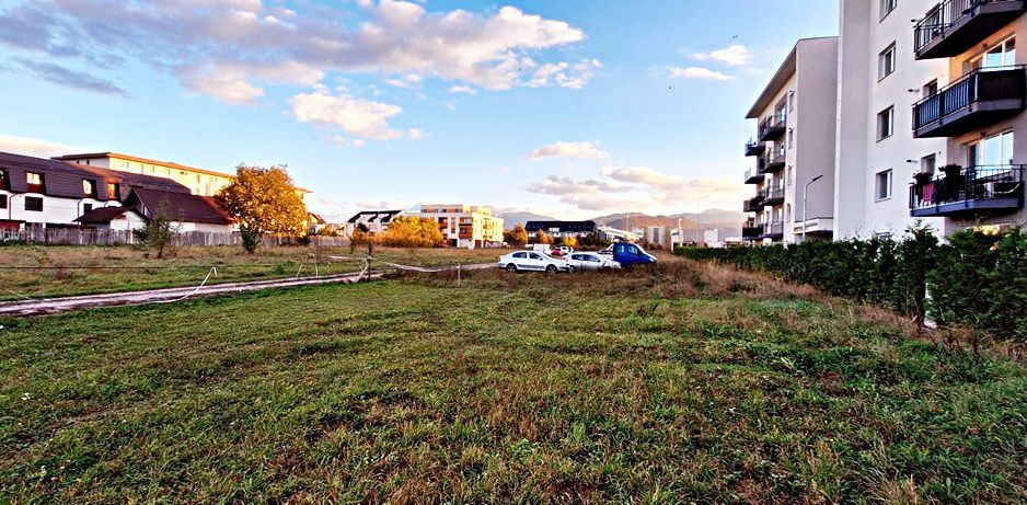 Tractoru, str. Nicolae Labis, teren 2000mp, 110 euro/mp - Poză 10