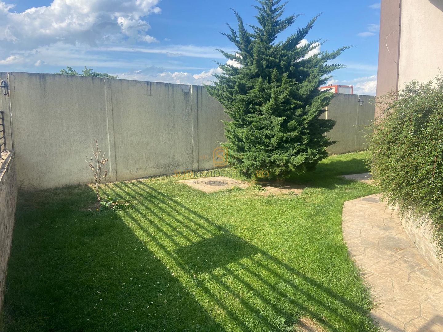 Vila S+P+M de vanzare in Popești Leordeni–teren 623 mp, piscina, garaj - Poză 35