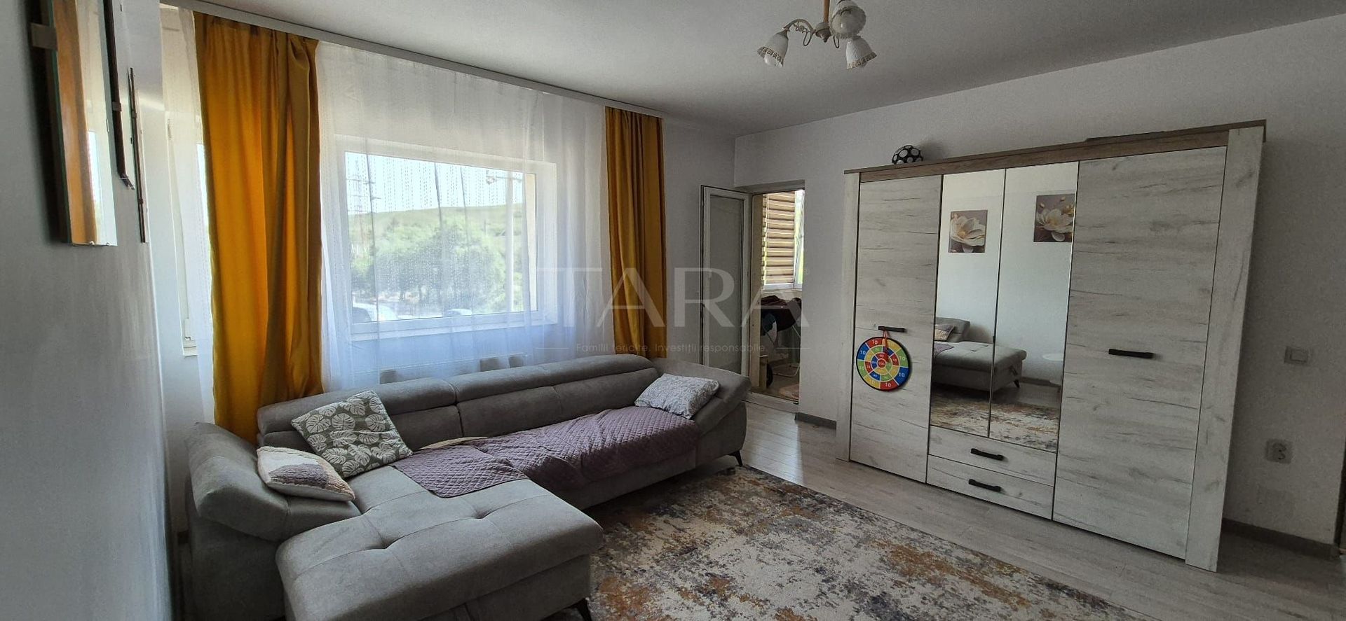 Apartament cu 2 camere de vanzare in zona centrala - Poză 2