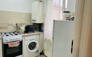 Vând garsonieră zona Vasile Aron - Poză 4