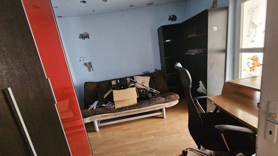 Casa 4 camere - curte 400mp Sector 4 - Luica -Giurgiului -Piata Resita - Poză 12