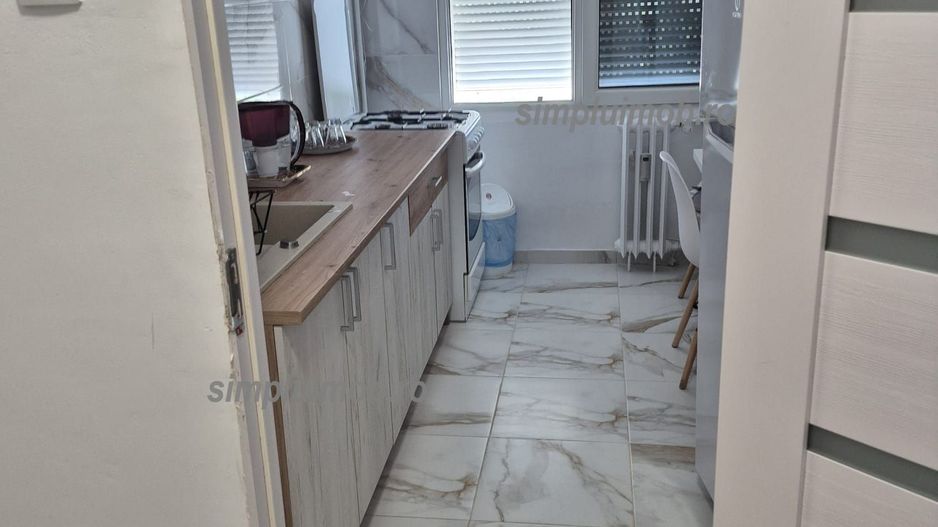 2 camere Metrou Titan Renovat - Poză 7
