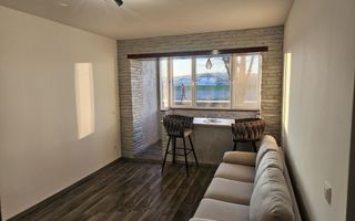 Apartament de vanzare 2 camere Aleea carpati etaj 1 - Poză 1