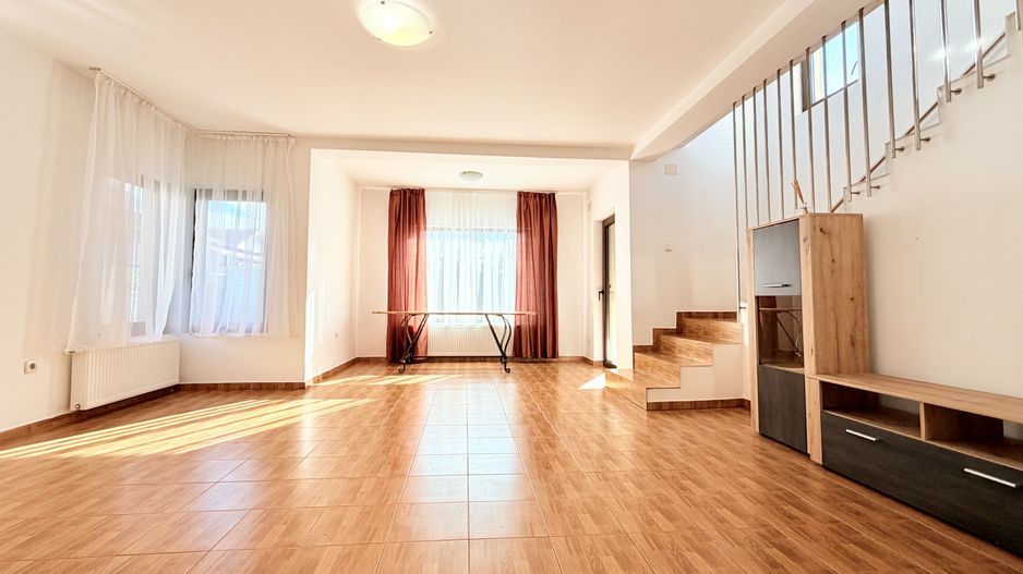 De închiriat – Casă individuală P+M în Dumbrăvița - Poză 4