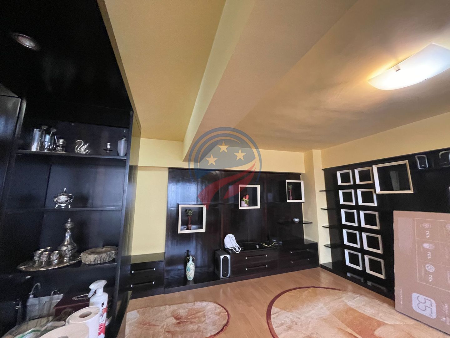 Apartament cu 3 camere zona Ultracentrala, vis-a-vis de Universitate - Poză 2