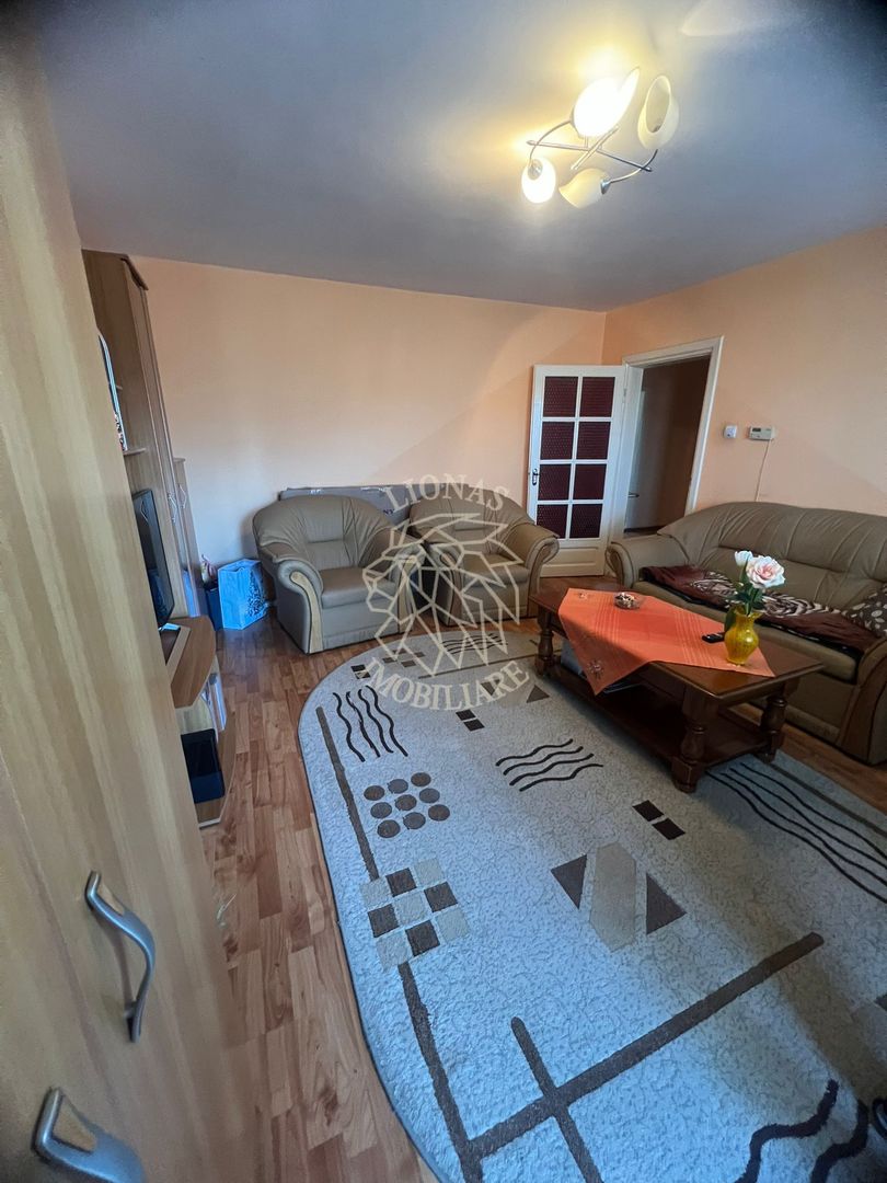 Apartament decomandat 4 camere 85 mp-balcon-etaj 3-parcare-Zona Lama - Poză 1