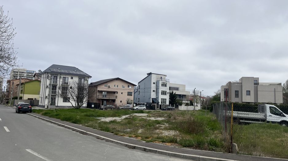 Teren intravilan construibil Eforie Nord 1.055 mp - Poză 2