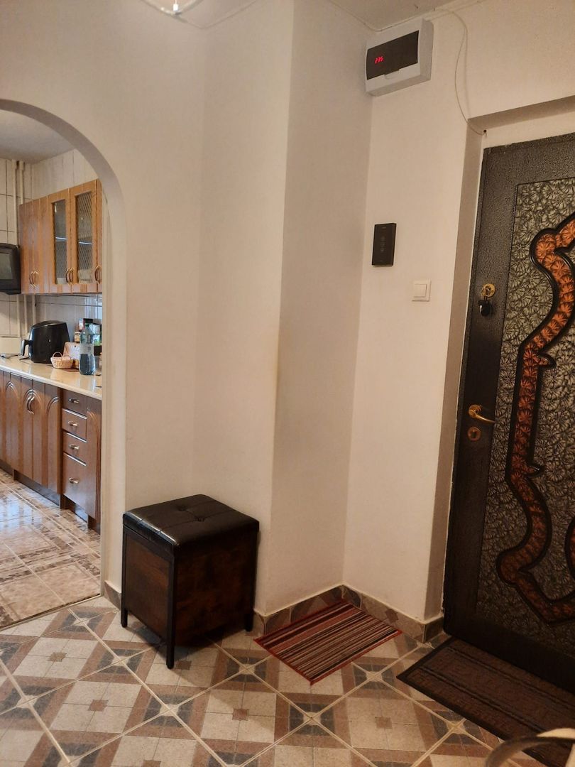 Apartament 3  cam Pta Centrala,et 4/7 - Poză 7