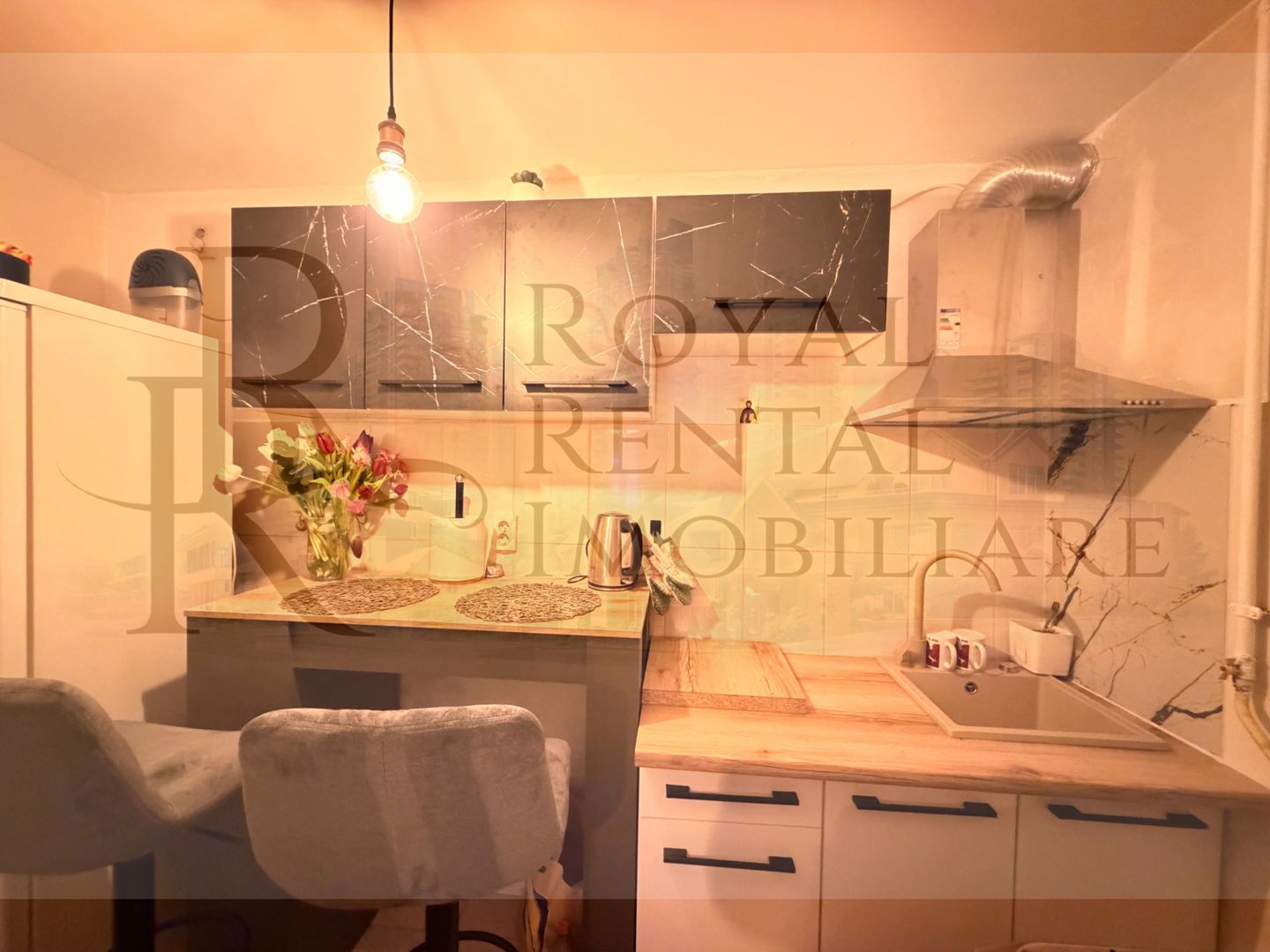 2 Camere Ultracentral | Zona Ferdinand | Modern | Curte comună - Poză 3