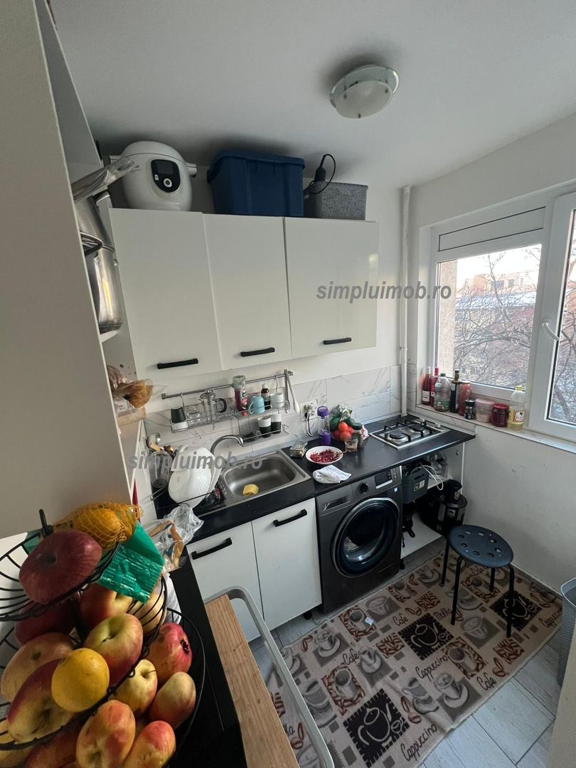 VANDUT ! Garsoniera  Metrou Dristor renovata complet - Poză 7