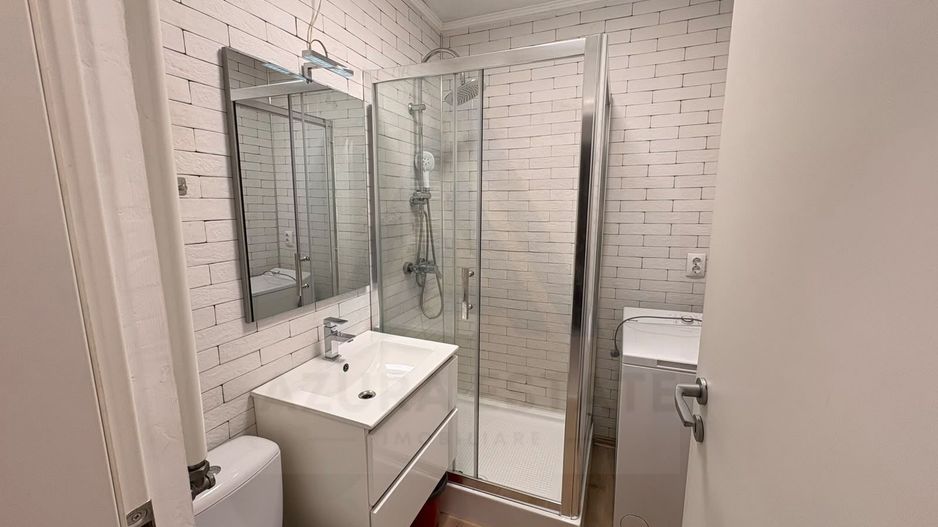 Studio utilat cu balcon si bucatarie separata zona Calea Dumbravii - Poză 8
