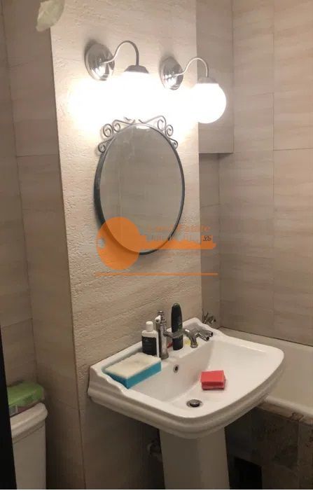 Apartament 4 camere de vânzare - Poză 2