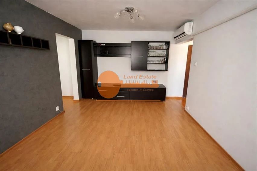 Apartament cu 2 camere la 9 minute de Metrou Romancierilor - Poză 1