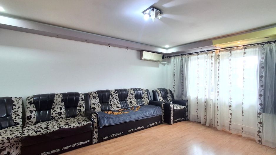 De Vanzare Apartament cu 3 camere  Mall Vitan imobil constr 1985-1990 - Poză 4