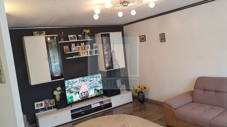 Apartament decomandat, 4 camere, etaj 1/ 4 , cartier Noua - Poză 9