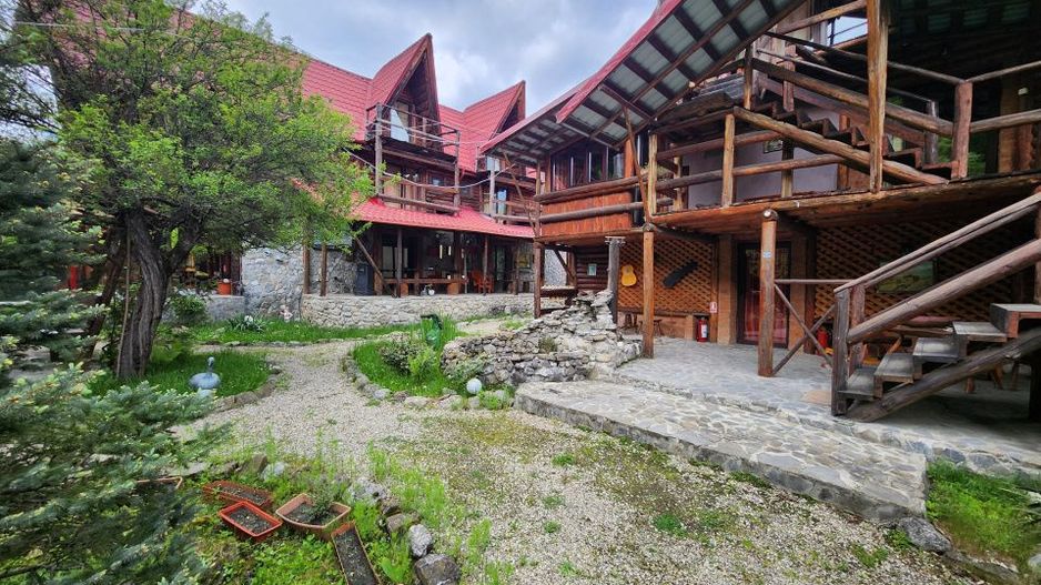 Pensiune cu Salina, Moroieni- Investitie la Cheie in Turismul Montan - Poză 4