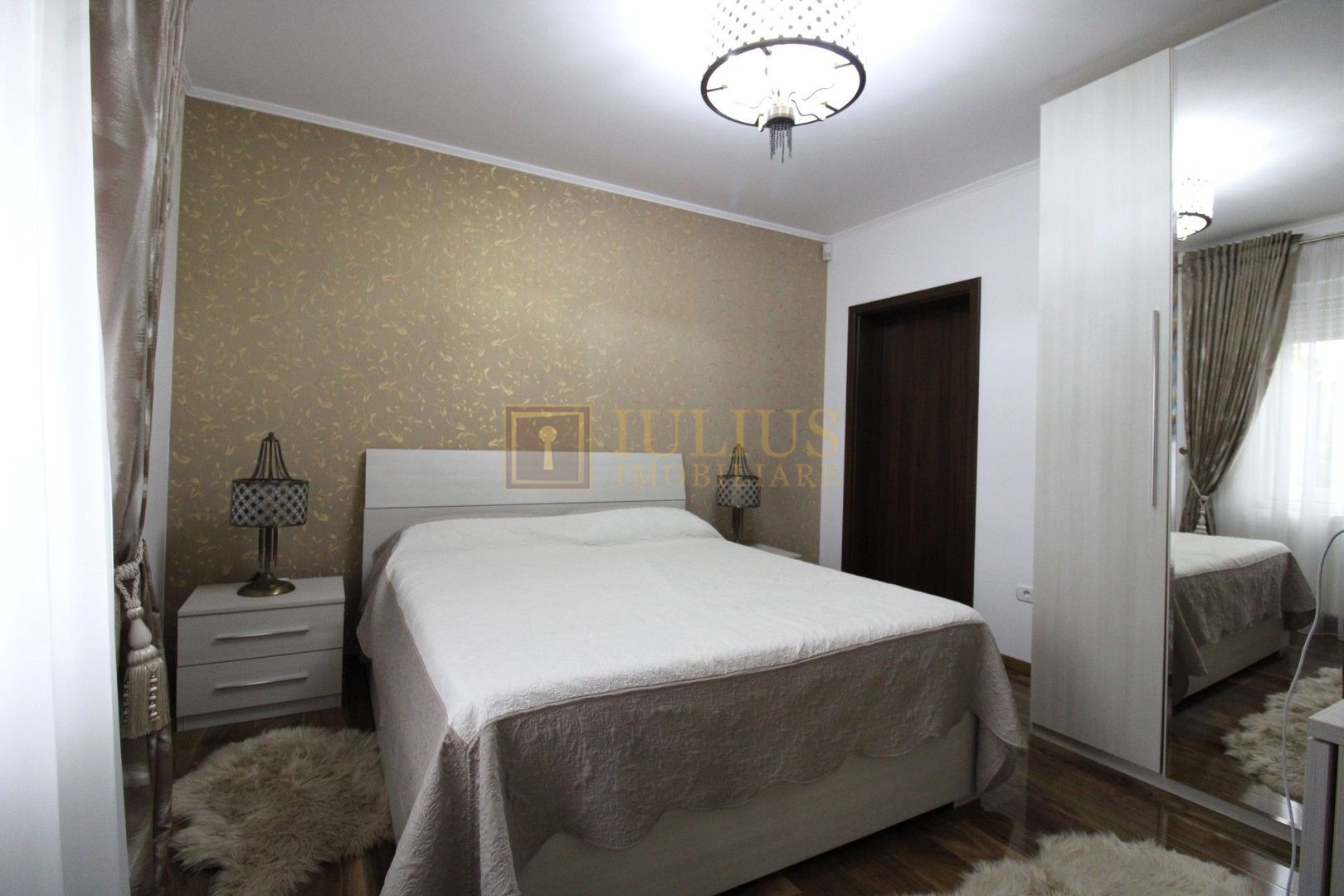 Sat Giroc, ideal pentru diverse afaceri sau pentru locuit. - Poză 25