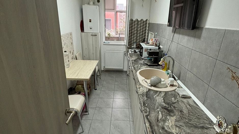 GARSONIERA COCHETA CENTRALA PROPRIE LOC PARCARE ZONA METALURGIEI - Poză 5