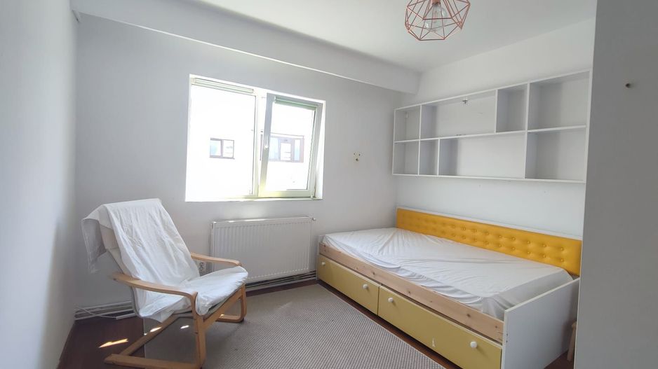 3 camere decomandate zona Titulescu - Poză 3