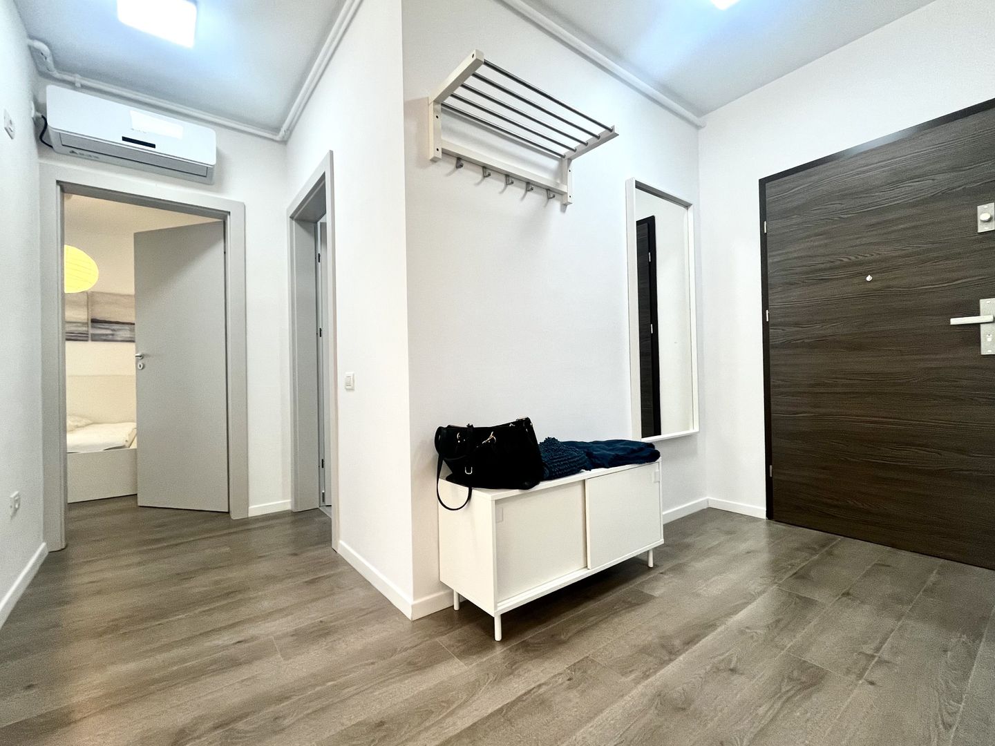 Apartament 2 camere, vibrant si primitor, cu parcare, in XCITY-TOWER - Poză 8