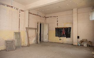 Investiție trophy asset | Clădire reprezentativă în centrul Oradiei - Poză 5