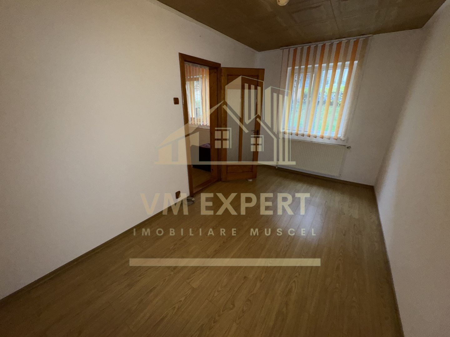 APARTAMENT 2 CAMERE PARTER VIṢOI CAMPULUNG - Poză 12