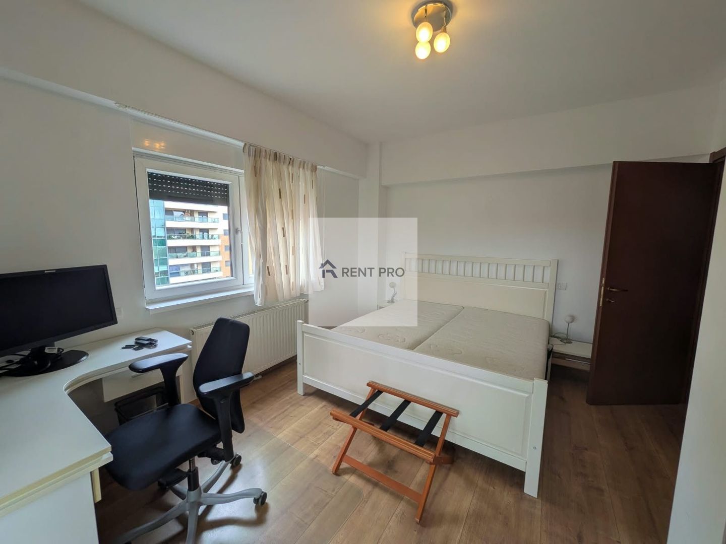 Apartament premium cu 3 camere de închiriat | 120 mp | Terasă | - Poză 3
