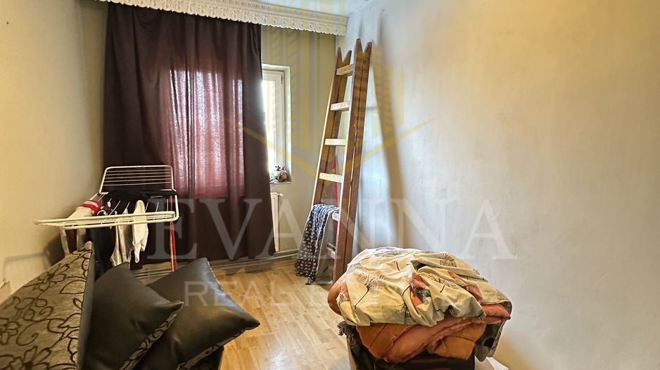 3 camere de vanzare , decomandat - 1000Euro/mp util - Poză 5