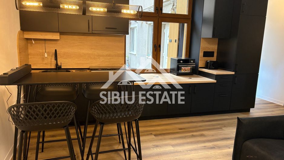 0% Comision | Apartament Premium în Centrul Istoric Sibiu - Poză 2