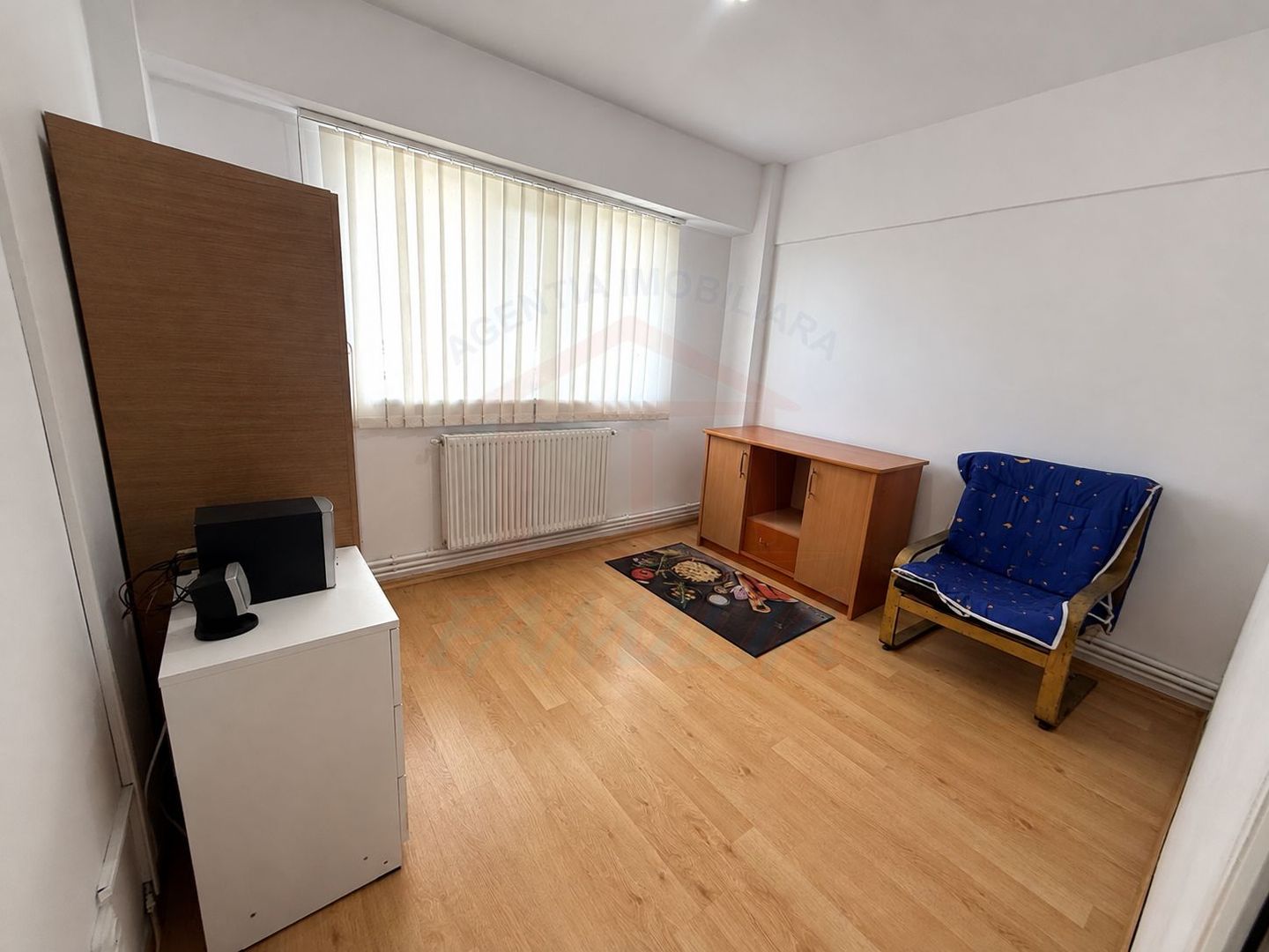 APARTAMENT 4 CAMERE, MICRO 20, 110.000 € - Poză 1