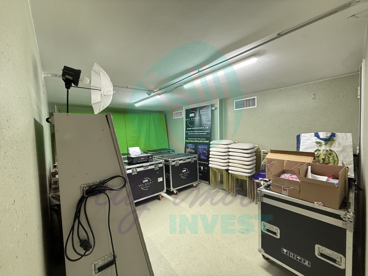 Spatiu comercial pentru mai multe domenii de activitate - Poză 14